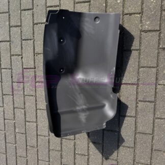 OEM Original Lamborghini Gallardo front left wheel arch ( rear portion ) 400821191