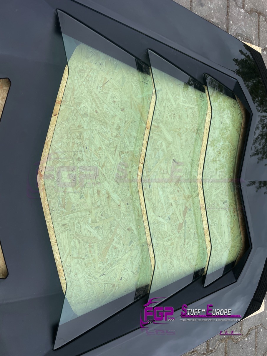 OEM original Lamborghini Aventador engine trunk lid glass 2 set 476827631D + 476827632D