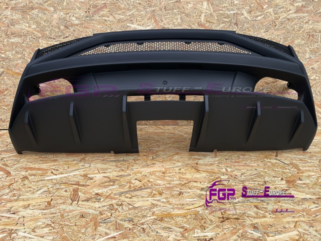 Squadra Corse Rear bumper & Diffuser set for Lamborghini Gallardo