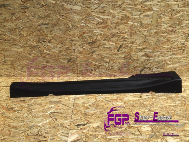 OEM Original Maserati Gran turismo side skirt rocker panel left