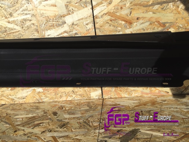 OEM Original Maserati Gran turismo side skirt rocker panel left